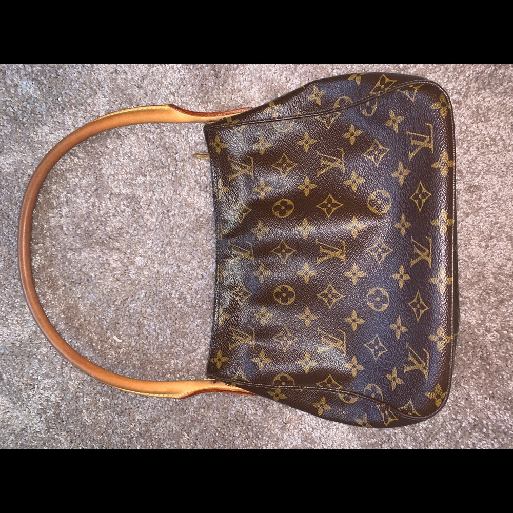 Louis Vuitton small looping bag